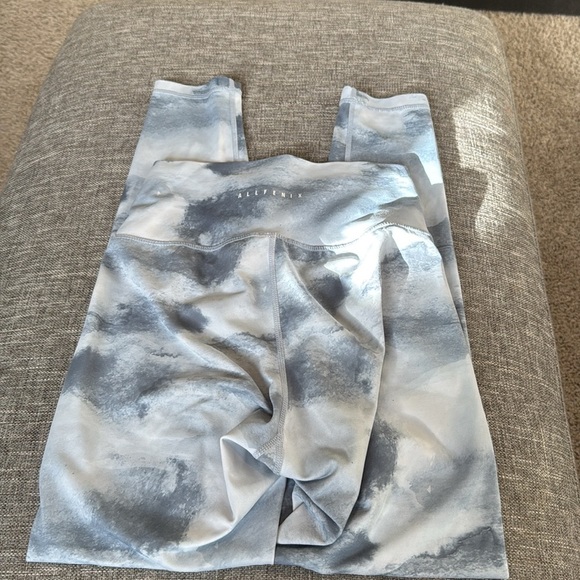 AllFenix- Aryah Leggings - Picture 10 of 10